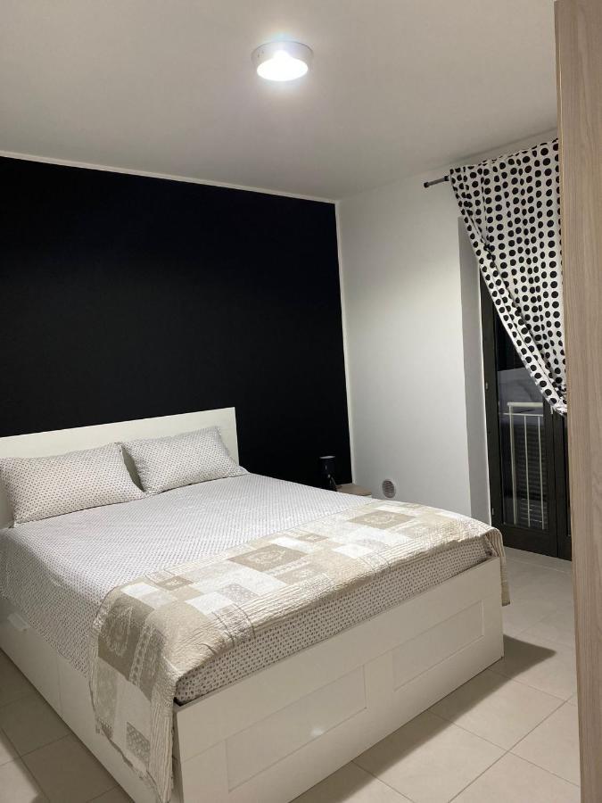 Villa Swamy Bisceglie Bagian luar foto