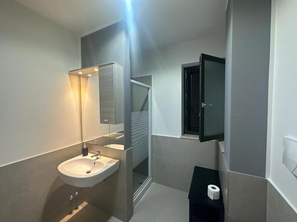 Villa Swamy Bisceglie Bagian luar foto